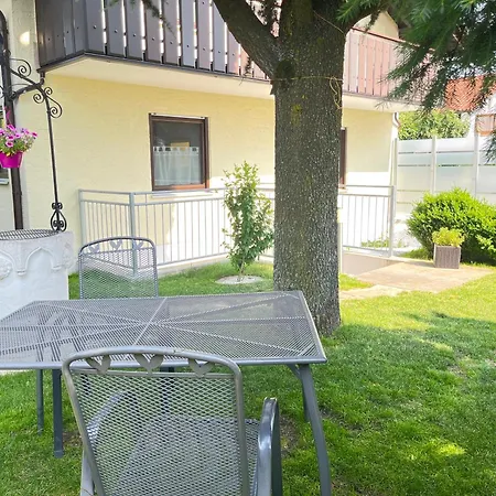 Am Strassland 아파트 Kirchheim bei Muenchen
